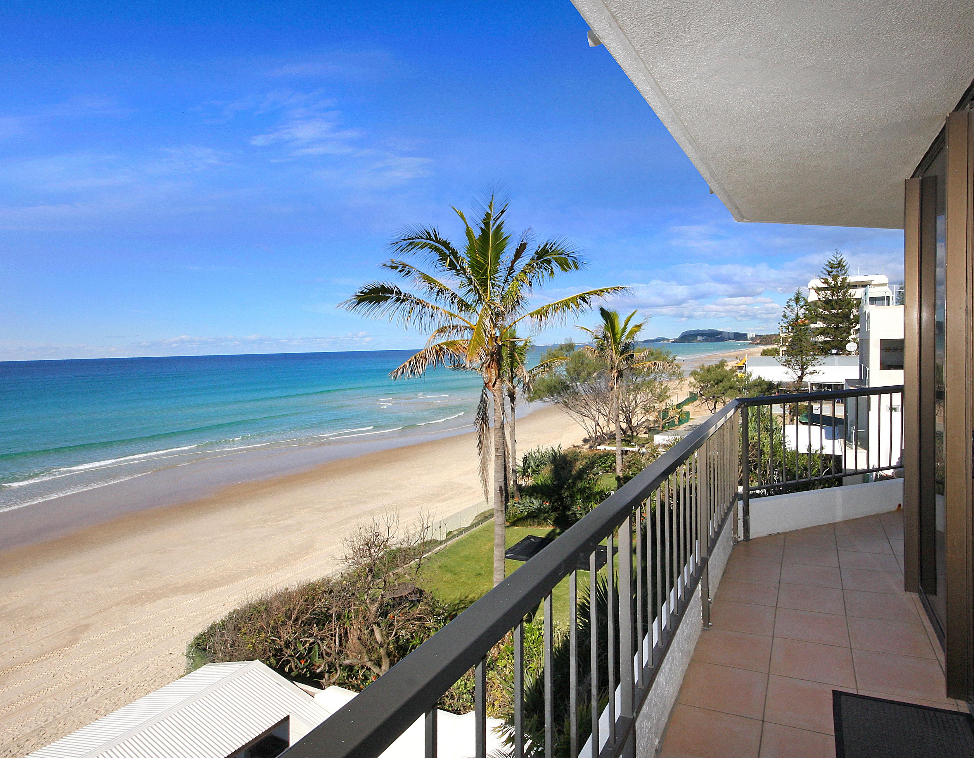 Spindrift On The Beach - Absolute Beachfront Mermaid Beach Esterno foto