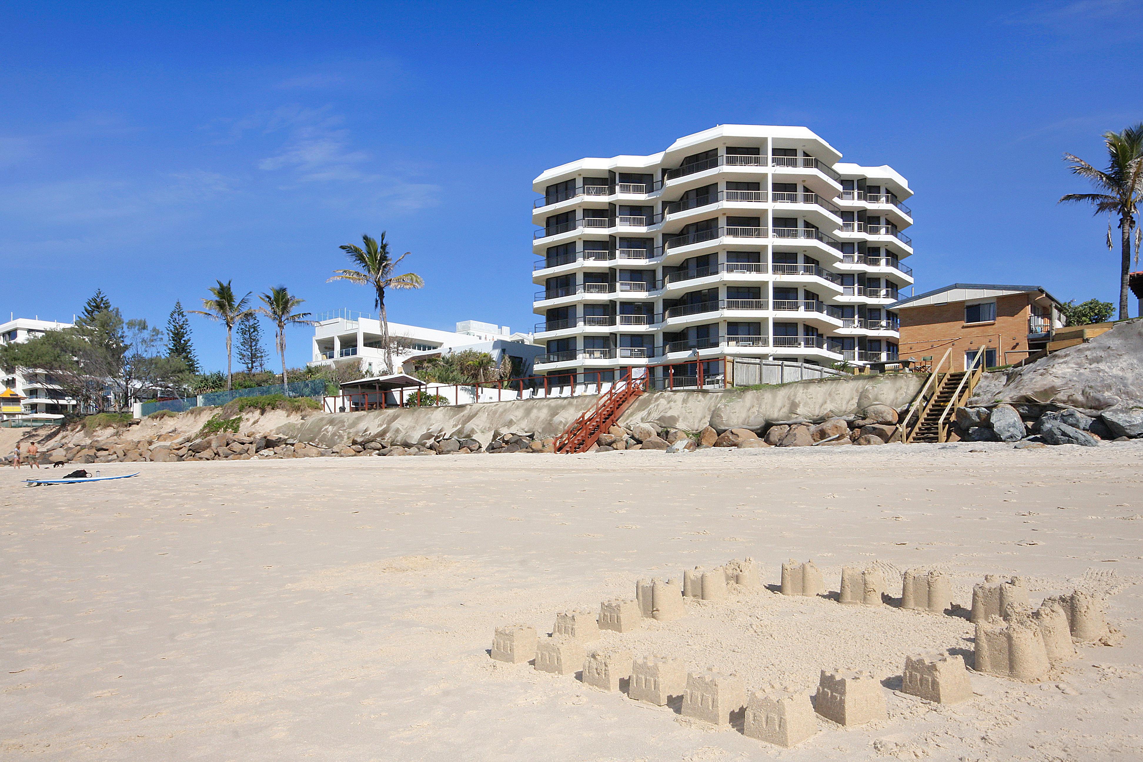 Spindrift On The Beach - Absolute Beachfront Mermaid Beach Esterno foto