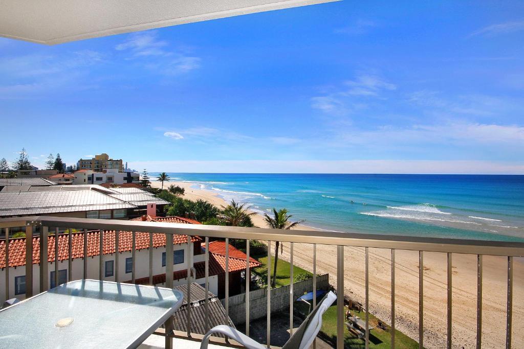 Spindrift On The Beach - Absolute Beachfront Mermaid Beach Esterno foto